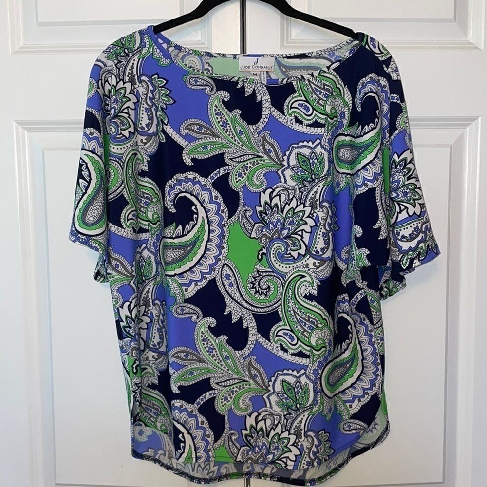 Jude Connally shirt size medium